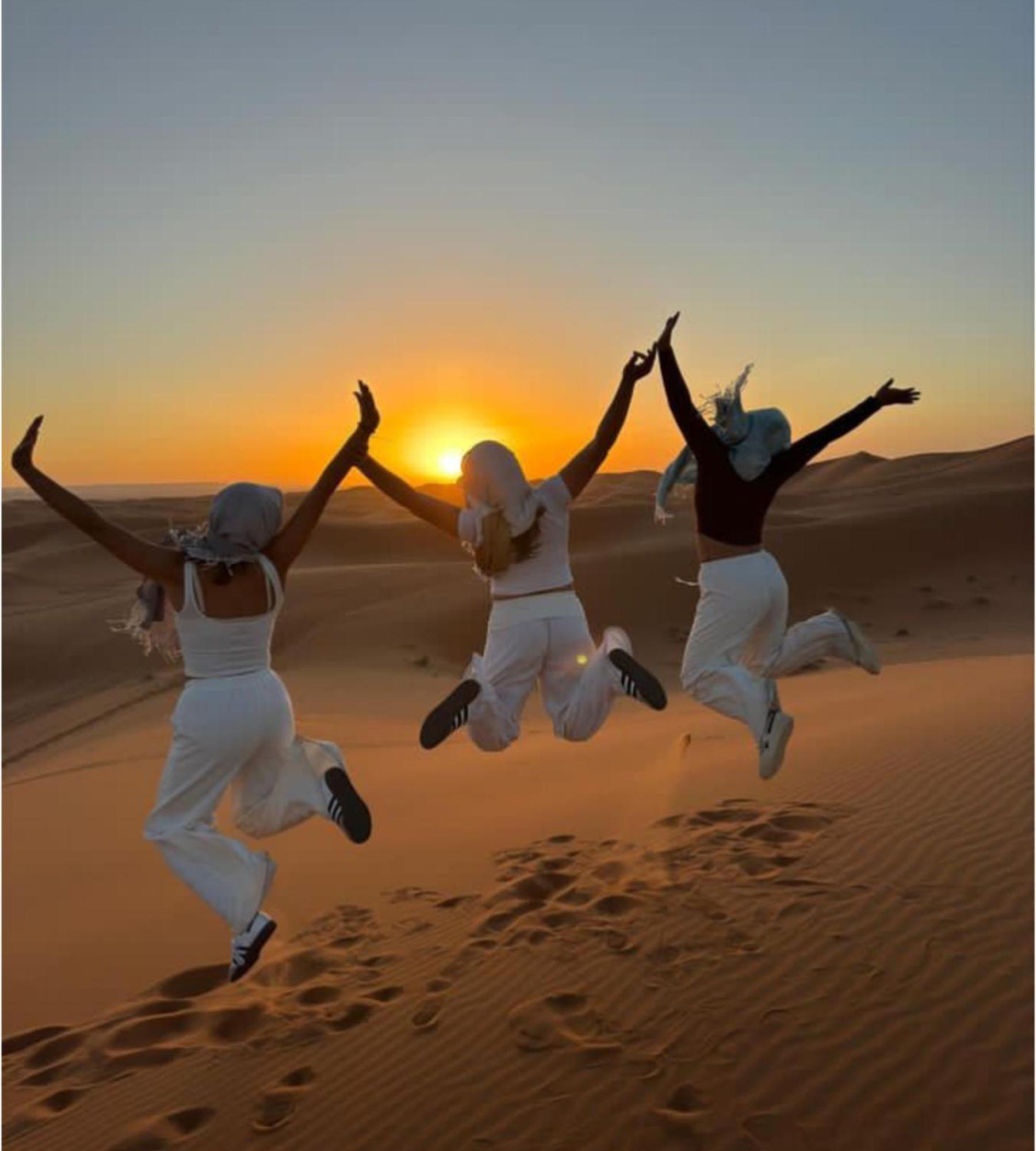 Merzouga Desert Campsite &Activities 外观 照片